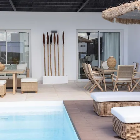 Serena Holiday Homes By Livvo-3