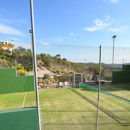 Family-friendly villa with pool&padel court near El Torcal de Antequera-3