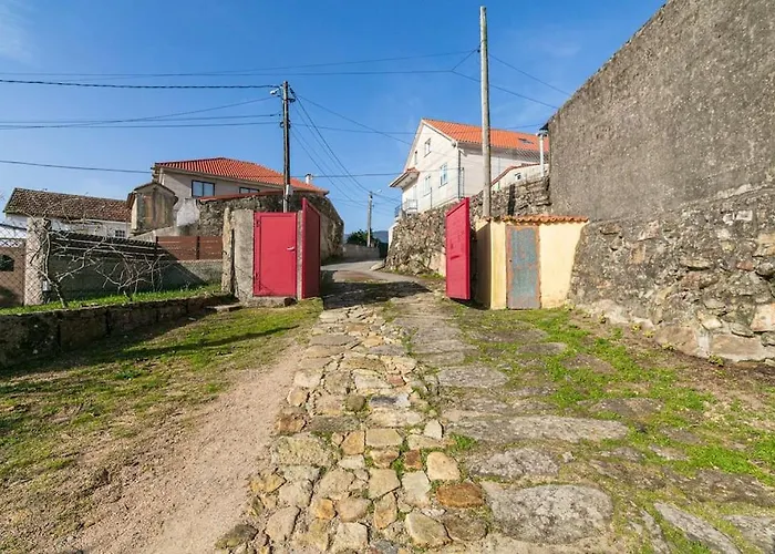 Casa do Pombal by CABANA Rentals