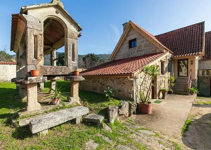 Casa do Pombal by CABANA Rentals