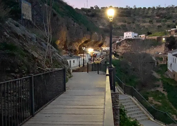 Casa Cueva El Arrabal