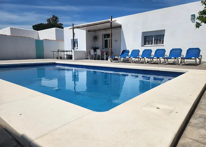 Parisito Sancti Petri - Villa Amplia Con Piscina Privada