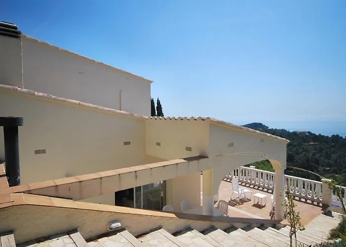 Club Villamar - Claire