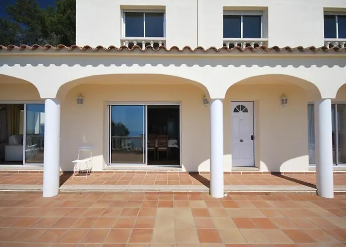 Club Villamar - Claire