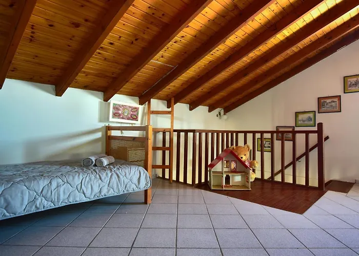 Seafront Cozy Villa - Corfu Homely Getaway